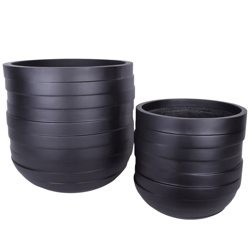 Circulum Black Planter, Large

21.7" Dia. | 21.7" H