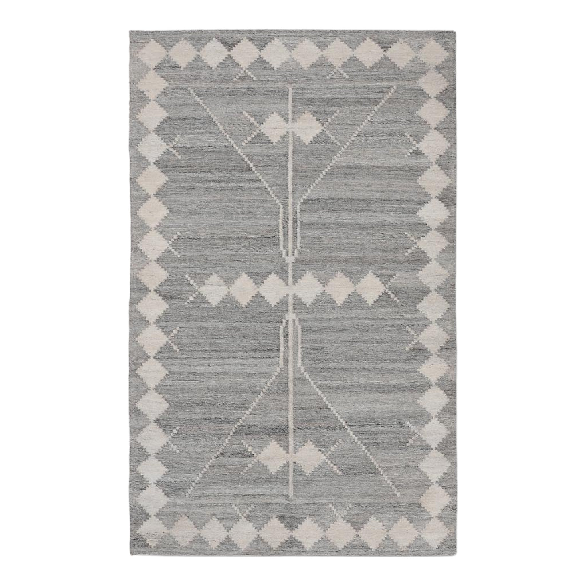 Indoor/Outdoor Rug- Oasis Gray Multi 
9' x 12'