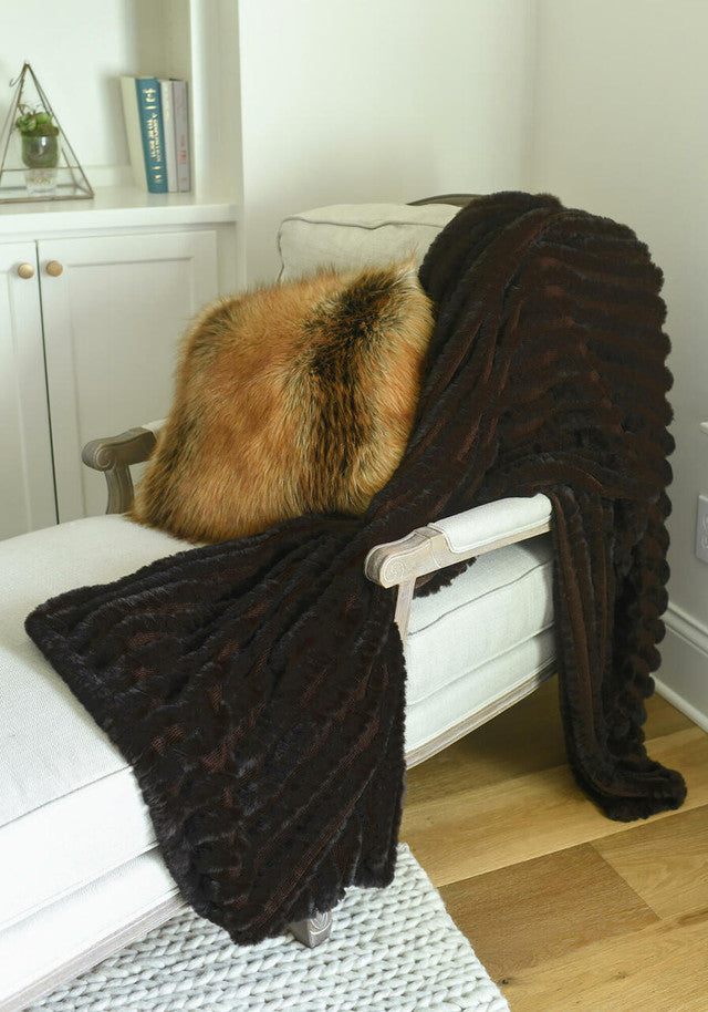 Whiskey Knitted Faux Fur Throw 60" x 72"